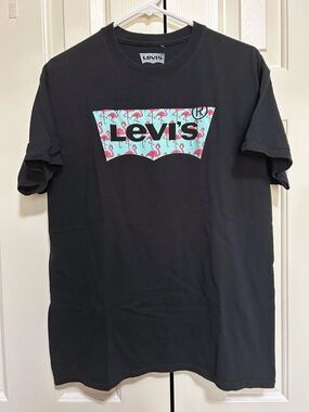 Levi's Men's Black Graphic T-Shirt Flamingo Logo Large 100% Cotton